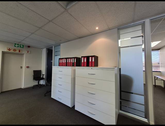 282M² OFFICE TO LET IN ROSEBANK
